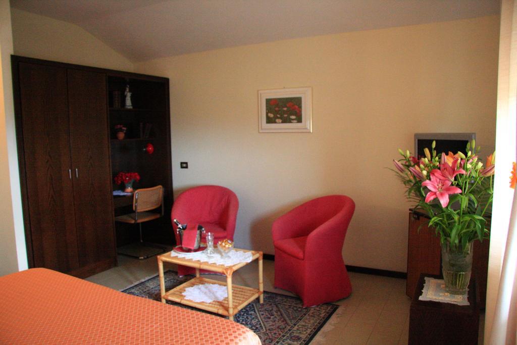 Hotel Firenze К'янчіано-Терме Номер фото